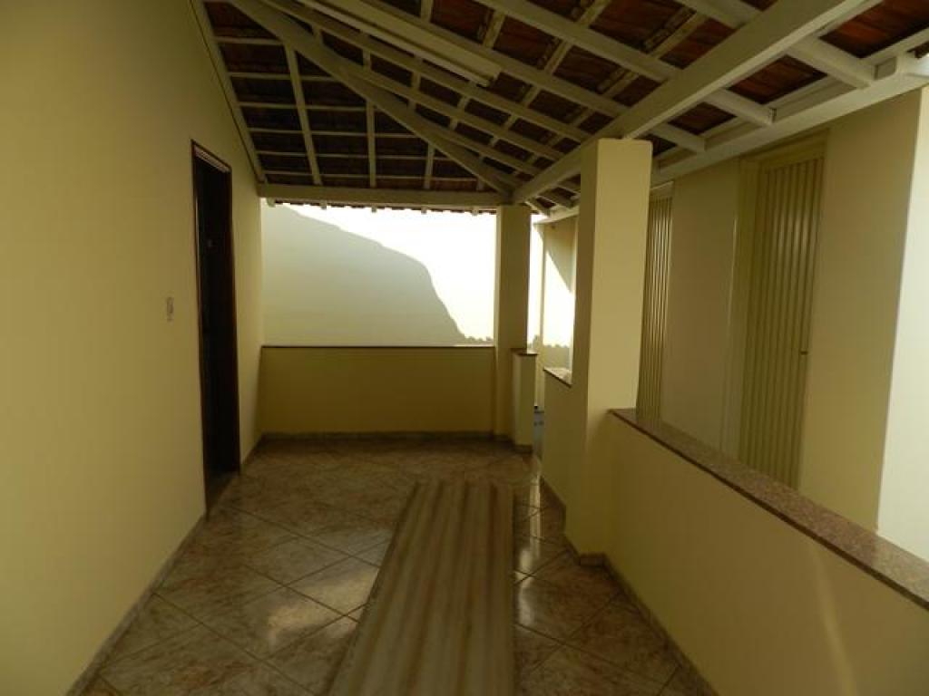 Casa para alugar em Higienopolis, Catanduva - foto 9 de 11