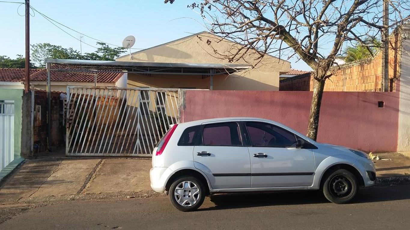 Casa à venda em Parque Gloria Iv, Catanduva - foto 1 de 14