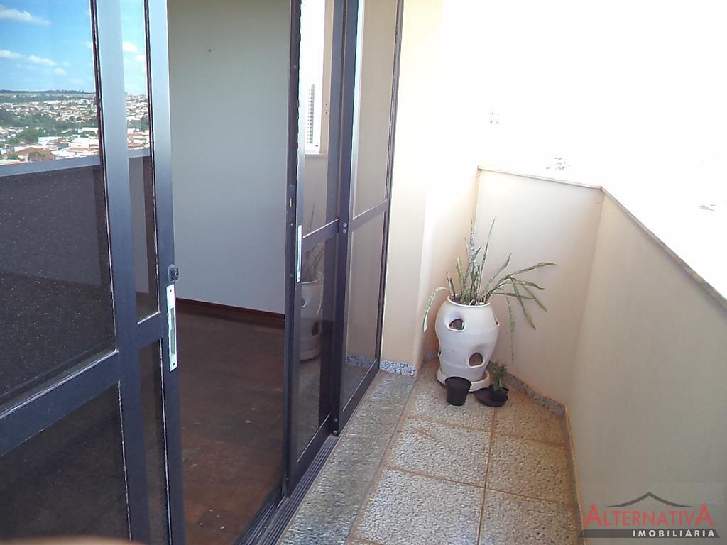 Apartamento à venda em Centro, Catanduva - foto 2 de 9