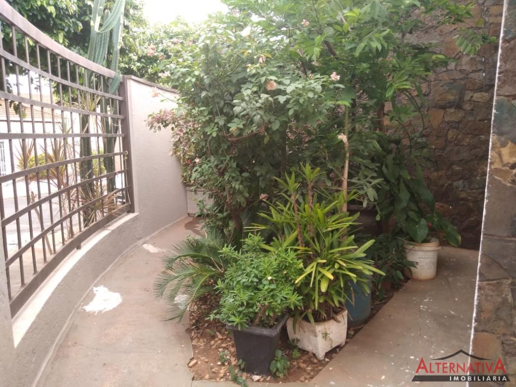 Casa à venda em Jardim Residencial Diolfen Martani, Catanduva - foto 2 de 23