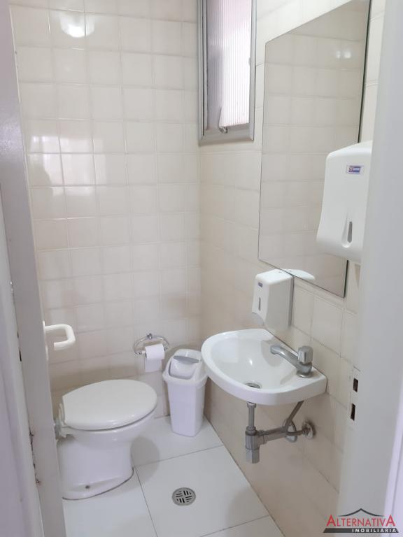 Sala para alugar em Centro, Catanduva - foto 5 de 6