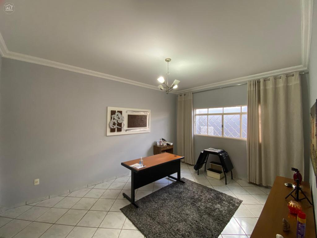 Casa à venda em Jardim Residencial Diolfen Martani, Catanduva - foto 1 de 12