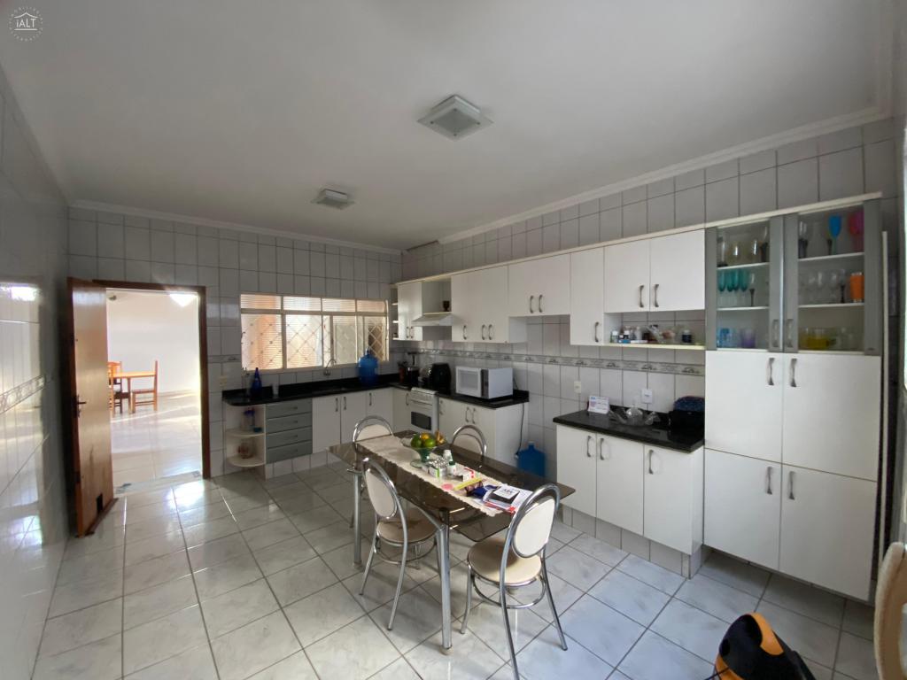 Casa à venda em Jardim Residencial Diolfen Martani, Catanduva - foto 9 de 12
