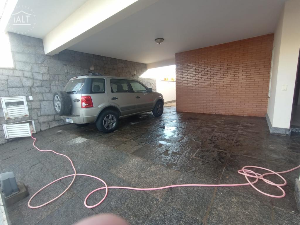 Casa à venda em Centro, Catanduva - foto 1 de 44