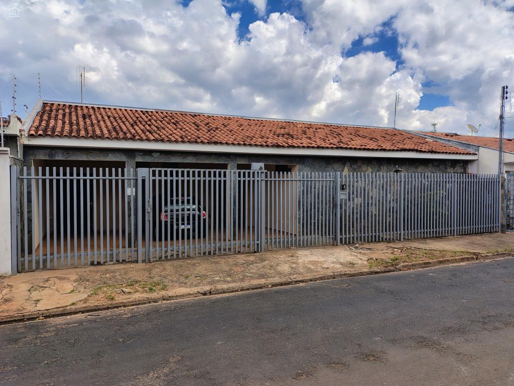 Casa à venda em Loteamento Solo Sagrado, Catanduva - foto 1 de 13