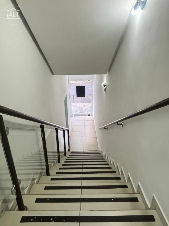 Sala para alugar em Centro, Catanduva - foto 8 de 9
