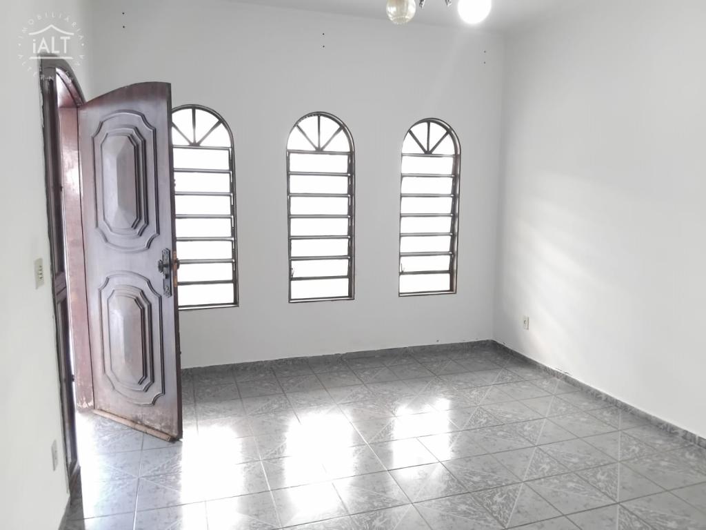 Casa à venda em Vila Celso Mauad, Catanduva - foto 2 de 14