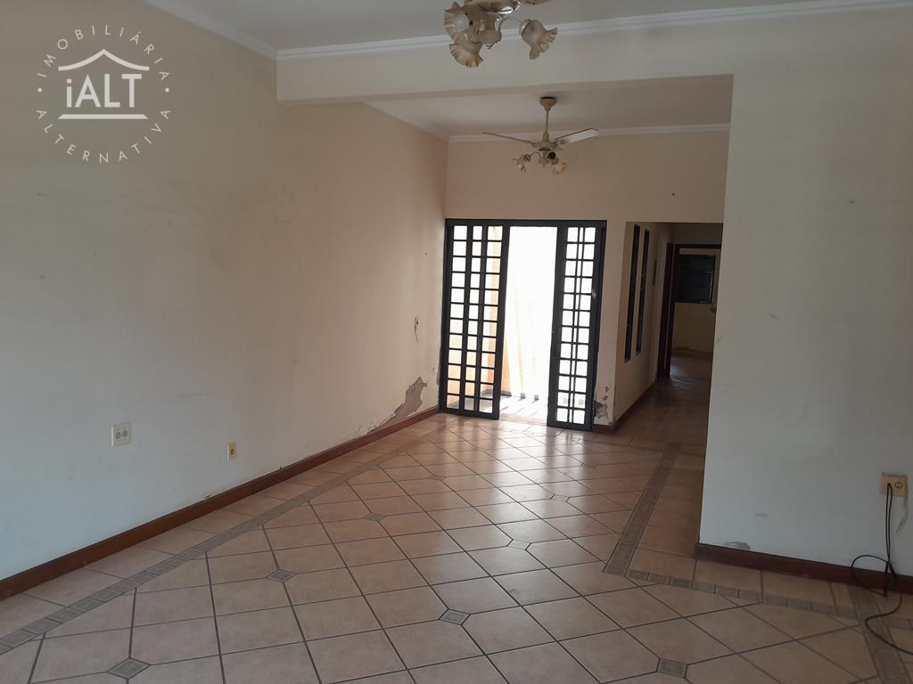 Casa à venda em Centro, Catanduva - foto 1 de 10