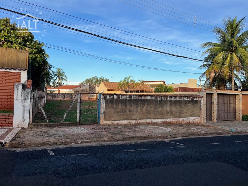 Terreno à venda em Centro, Catanduva - foto 1 de 7