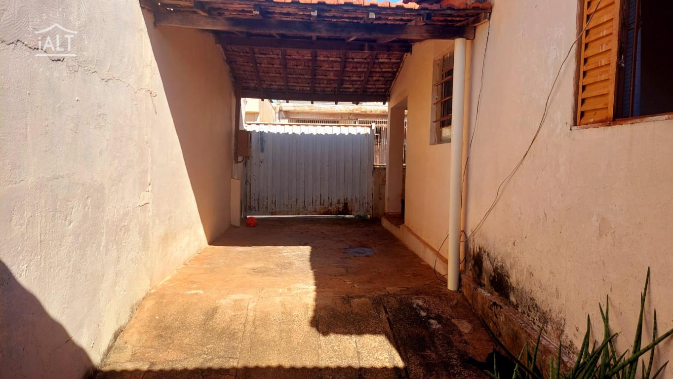 Casa à venda em Vila Rodrigues, Catanduva - foto 1 de 4