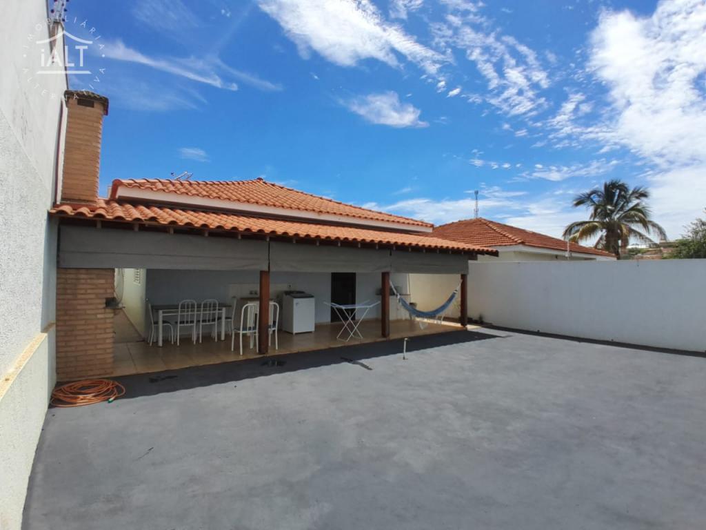 Casa à venda em Jardim Residencial Chiodini, Catanduva - foto 16 de 17