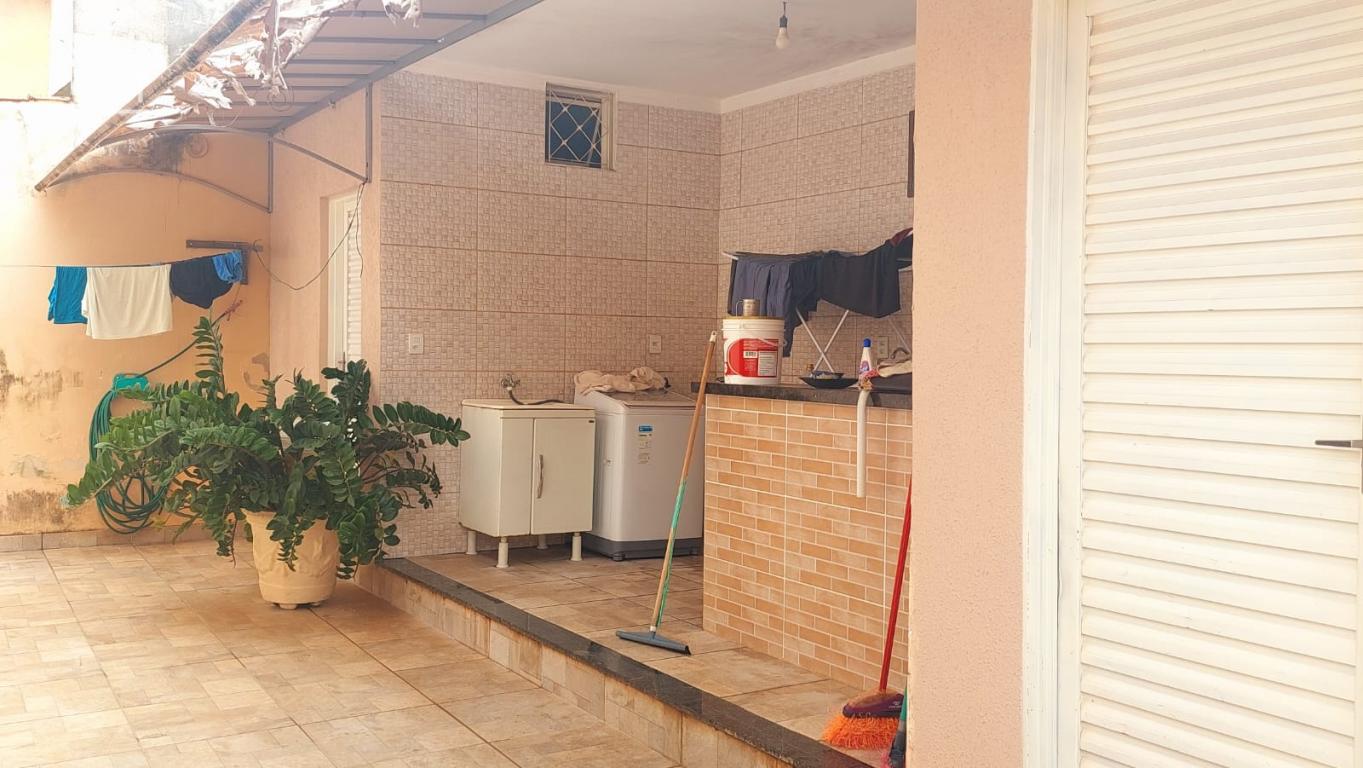 Casa à venda em Parque Gloria V, Catanduva - foto 4 de 11