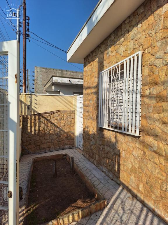 Casa à venda em Centro, Catanduva - foto 1 de 24
