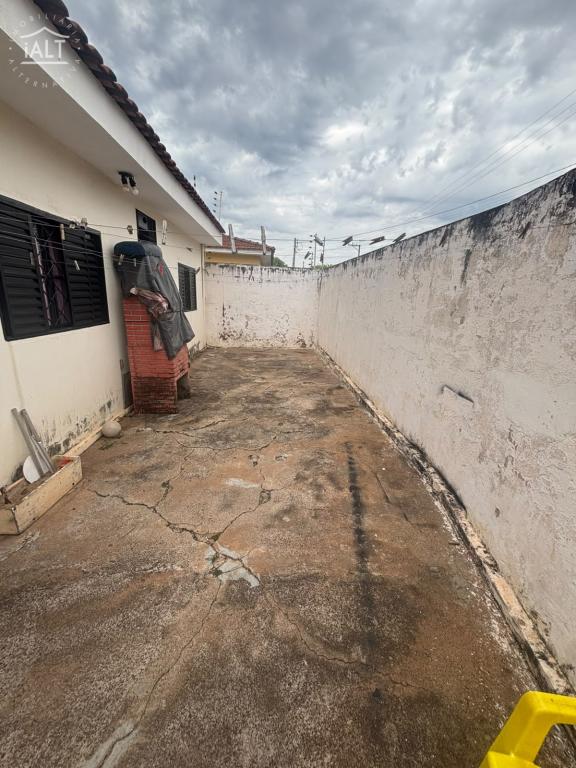 Casa à venda em Vila Alexandria, Catanduva - foto 1 de 10