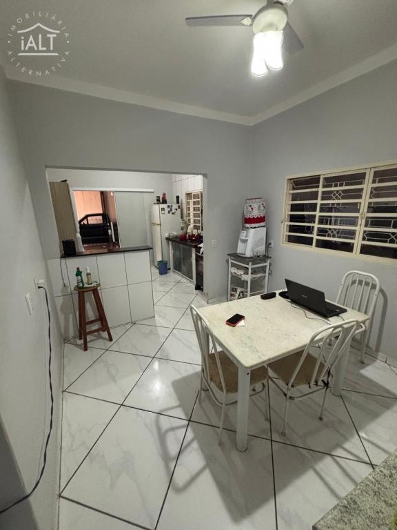 Casa à venda em Jardim Residencial Chiodini, Catanduva - foto 1 de 17